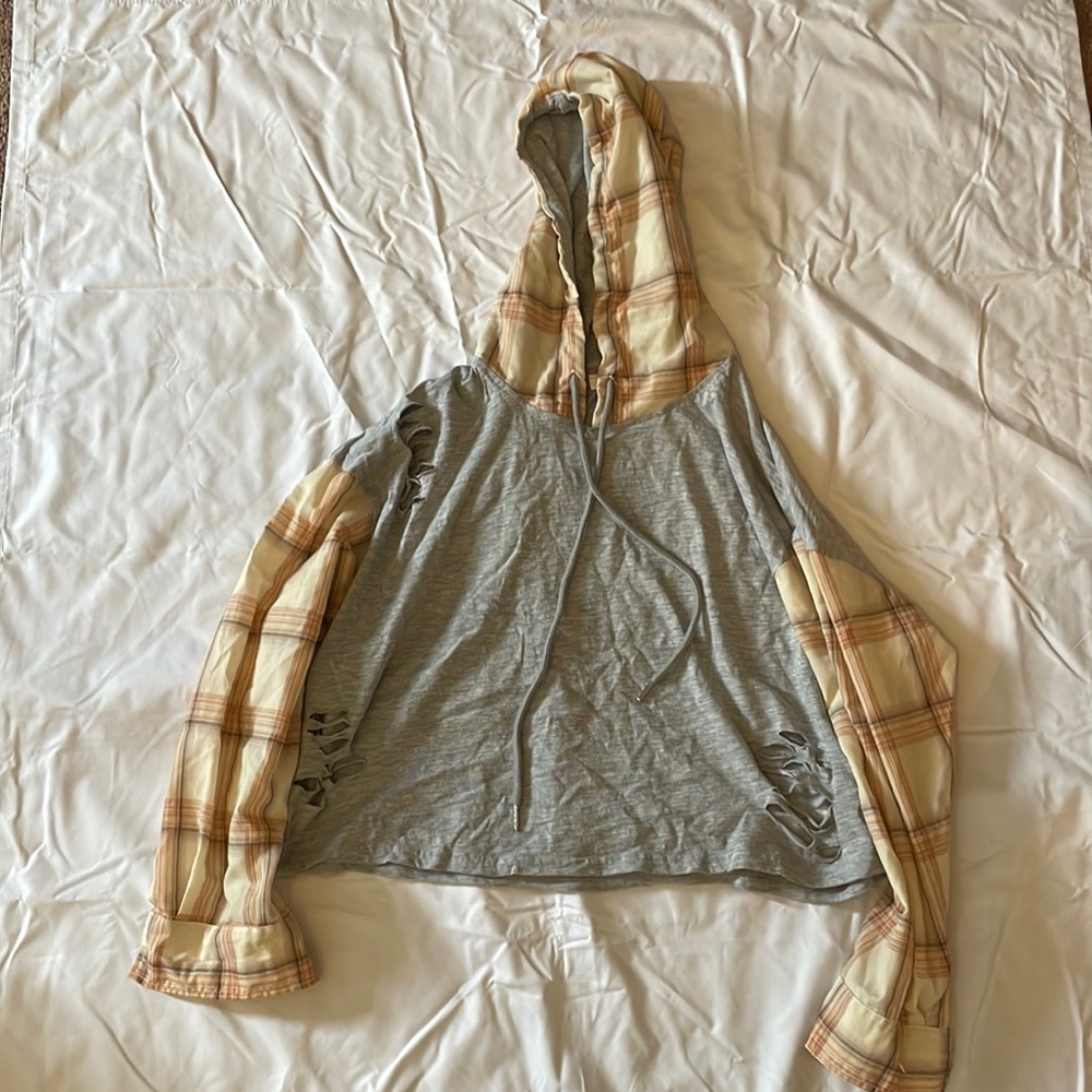 Dance & Marvel - plaid & ripped hoodie size S